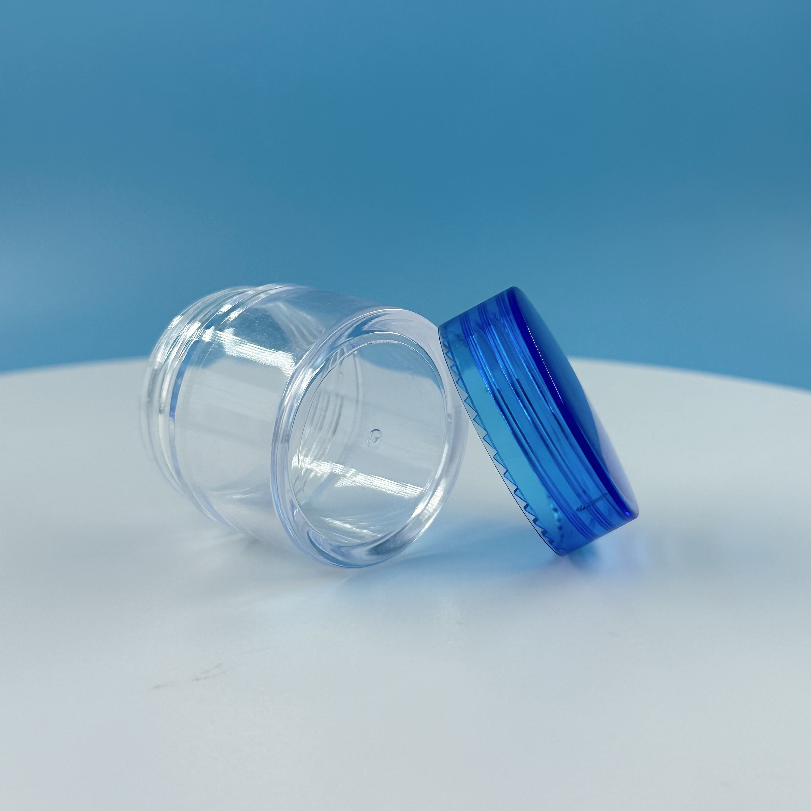 Travel-Friendly 20g 30g Small Clear Plastic Jar with Lid Cosmetic Cream Jar