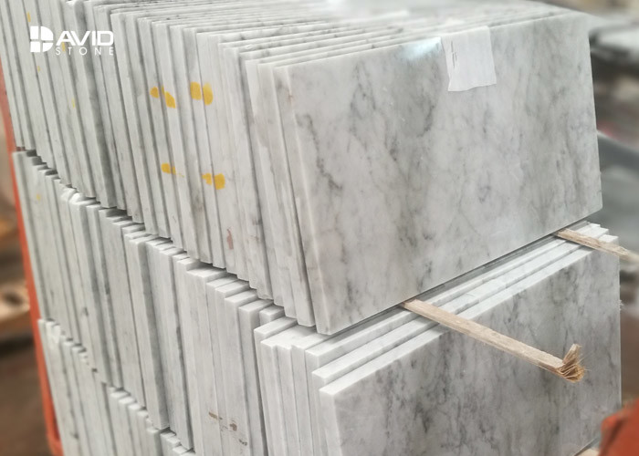 Italian Carrara Marble Stone Tile Anti - Wear , Marble Bathroom Tiles OEM / ODM