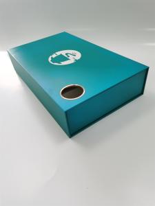 Quality OEM Custom Packaging Boxes Retail Gift Packing Box Varnishing wholesale