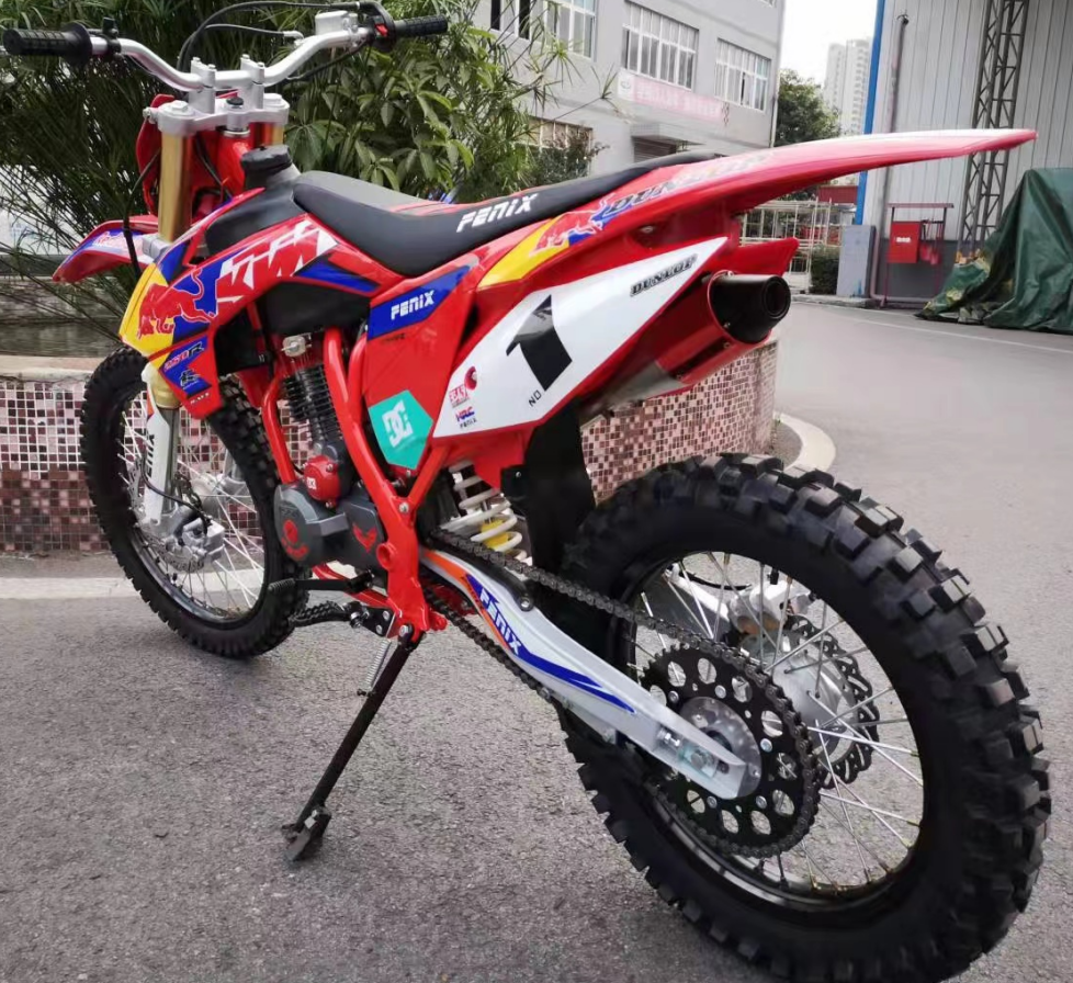 High Ground Clearance Lightweight Enduro Off Road Motorcycles With Powerful Engine