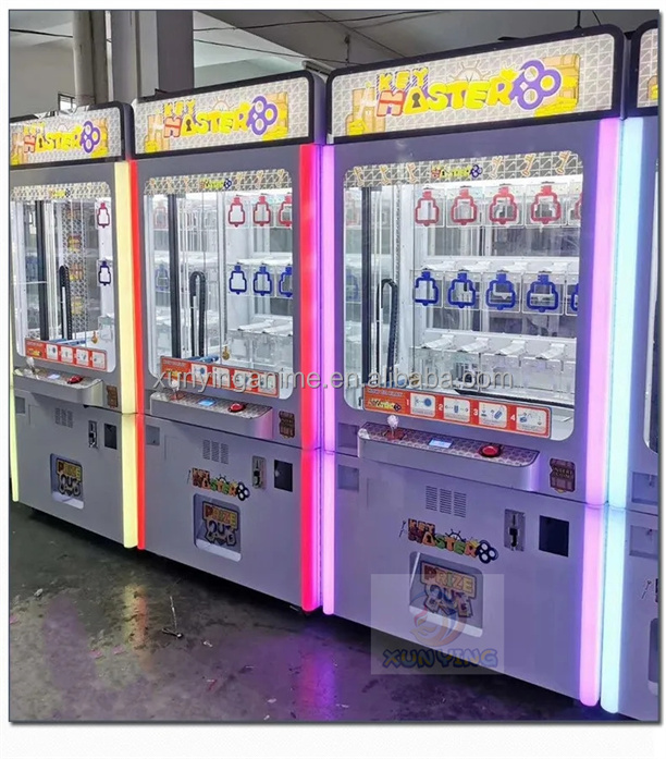 Amusement Game Center Operated Power Key Master Vending Machine 860*750*1830mm
