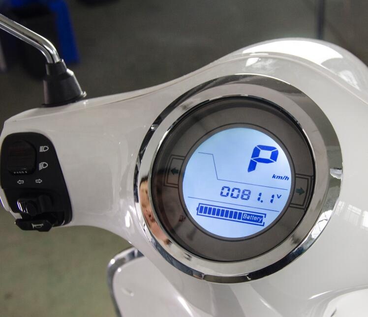Long-Lasting 60V 20Ah Lithium Battery Electric Scooter 3000W for EEC Certification
