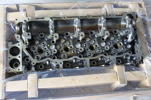 HITACHI ZX200-3 ISUZU 4HK1 CYLINDER HEAD ASSY 8 -98170617- 0 8981706170 JIUWU
