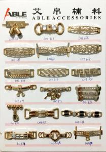 Quality Custom Brushed Gold Zinc Alloy Buckle Chains For Ladies Shoe Spare Parts wholesale