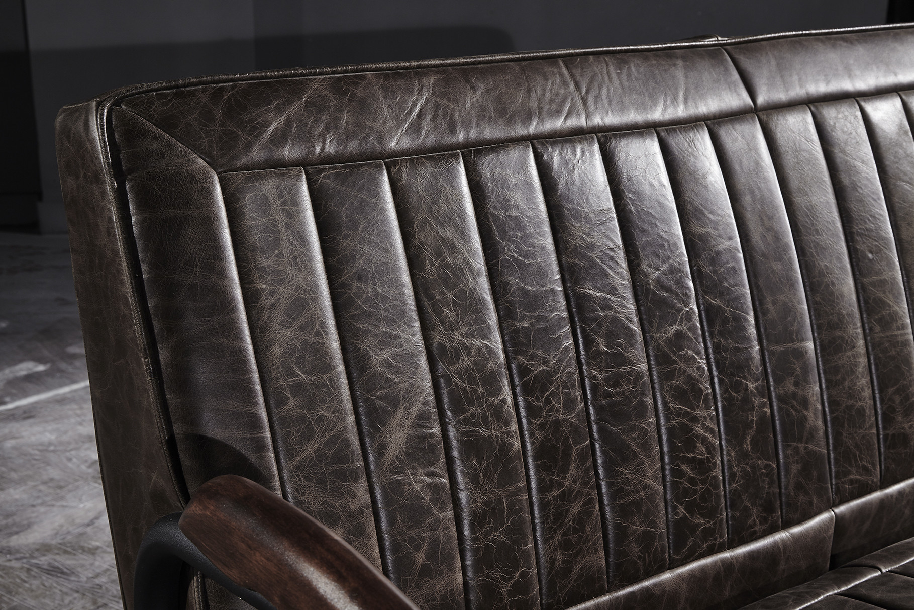Office Furniture Grey Leather Two Seater Sofa , 2 Seater Leather Settee With Iron Frame