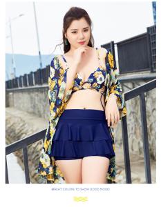 Quality style bikini three-piece swimsuit female blouse sunscreen gather Korean version of the corner hot spring swimsuit wholesale