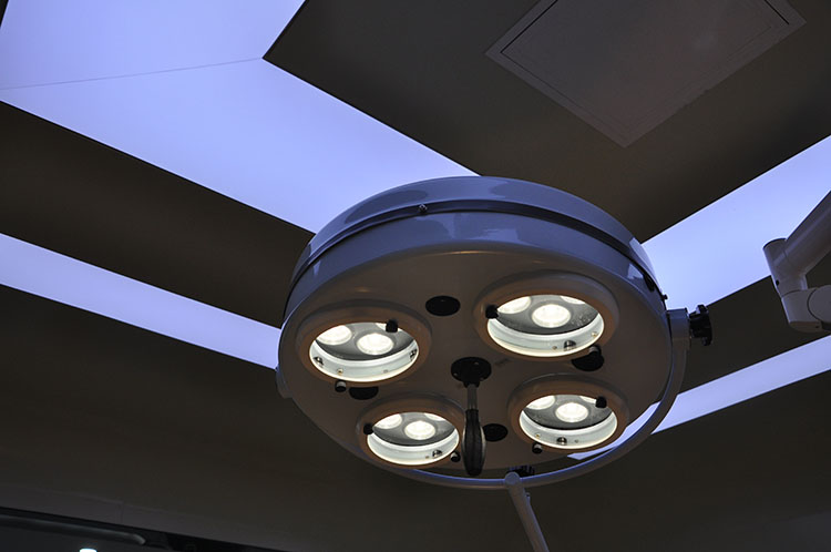 Operation Lamp Medical Device Equipment Portable Shadowless Surgical Light