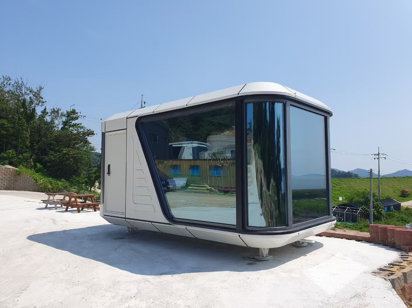 Fast Install Space Capsule House Innovative And Functional UV Resistant