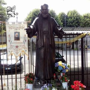 Quality BLVE Saint San Padre Pio Bronze Statue Italy Famous Priest Father Sculpture Life Size Religious Church Antique Outdoor wholesale