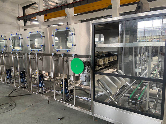 5 Gallon Capping Beverage Filling Machine 200BPH