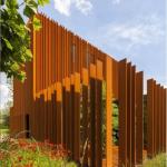 Garden Farm Metal Picket Corten Steel Privacy Screen Serpentine Layout
