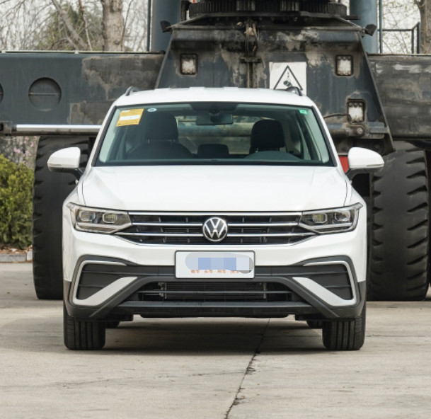 Volkswagen Tiguan L2023 330TSI automatic two-wheel version white SUV Used Car