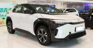 Quality 500km Toyota EV Vehicle Toyota BZ4x 2022 Four Wheel Drive Premium Version wholesale