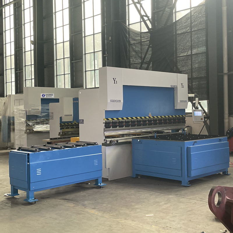 Servo Motor Press Brakes Bending Machine 4X3200MM Carbon Steel TP10S