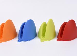 Quality Housewife Used Silicone Heat Resistant Cooking Gloves wholesale