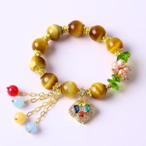 Quality Healing Power 10mm Gemstone Beaded Round Bracelets With Beautiful Charms wholesale