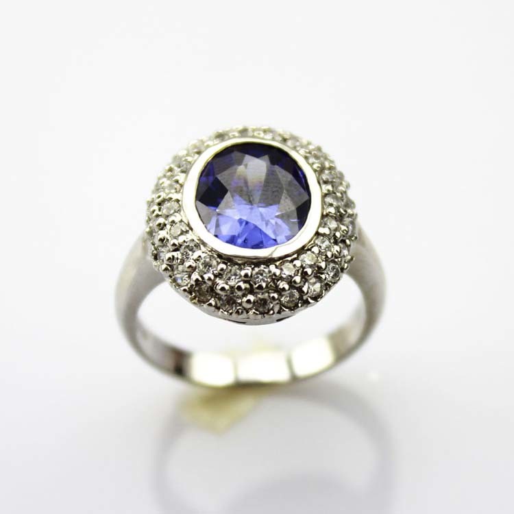 925 Silver Oval Garnet Gemstone Ring with Cubic Zircon (S-RJ692)
