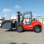Reliable All-Terrain Forklift Truck For Facilitates The Movement Of Goods From