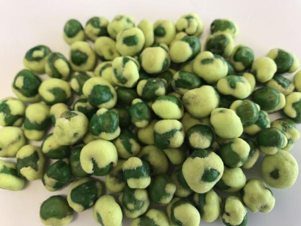 Dried Fried Yellow Wasabi Coated Green Peas Snack Crunchy and Crispy Nut Food