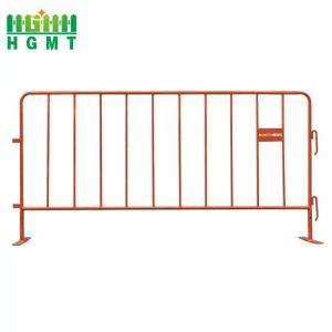 China Traffic Fence Metal Crowd Control Barricades Heavy Duty Movable 1.1*2.1m on sale