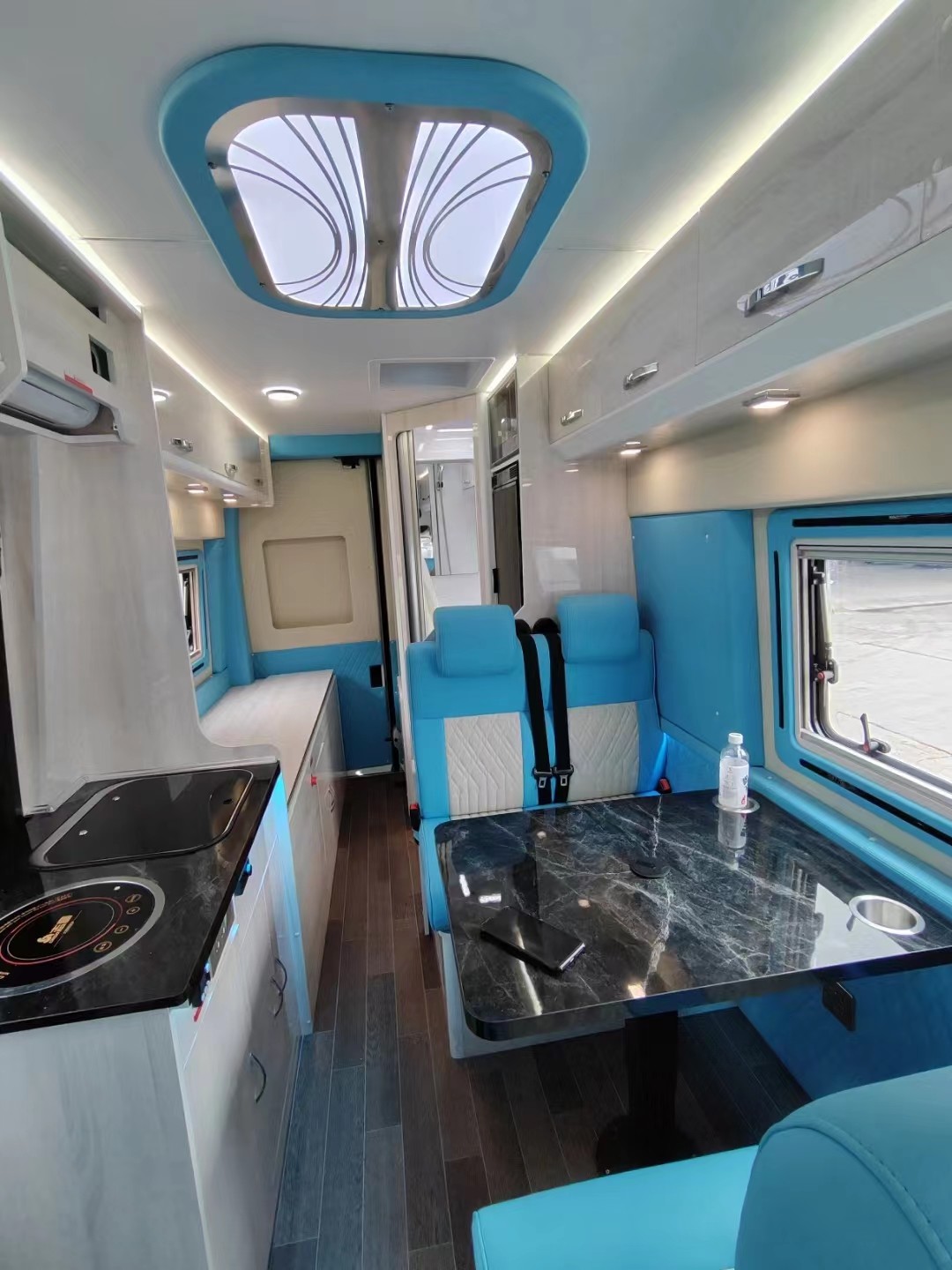 3360 Mm Wheelbase RV Camper Motorhome with Euro VI Emission Standard