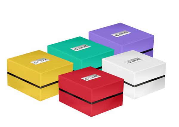 Colorful Luxury Gift Packaging Boxes Plastic Material Size 9.5 X 11 X 7.6cm For