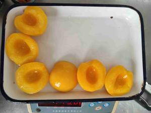 Quality 400g Canned Yellow Peach Fruit in Can Packaging wholesale