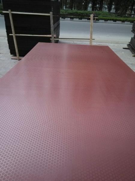 High quality 18mm Black/Brown film faced plywood for construction from Linyi