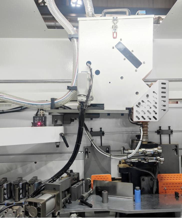 3kw Laser Wood Edge Banding Machine Belt Feeding PLC Control