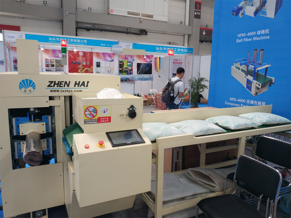 4.12kw Automatic Roll Packing Machine For Sleeping Latex Body Pillow Sofa Mattress Pad