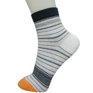 Quality Streak Design Casual Socks wholesale