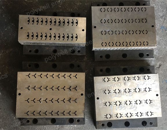 Plastic Moulds And Dies For PA Profile Extrusion Line Die Casting Mold Used On Polyamide Extrusion Machine
