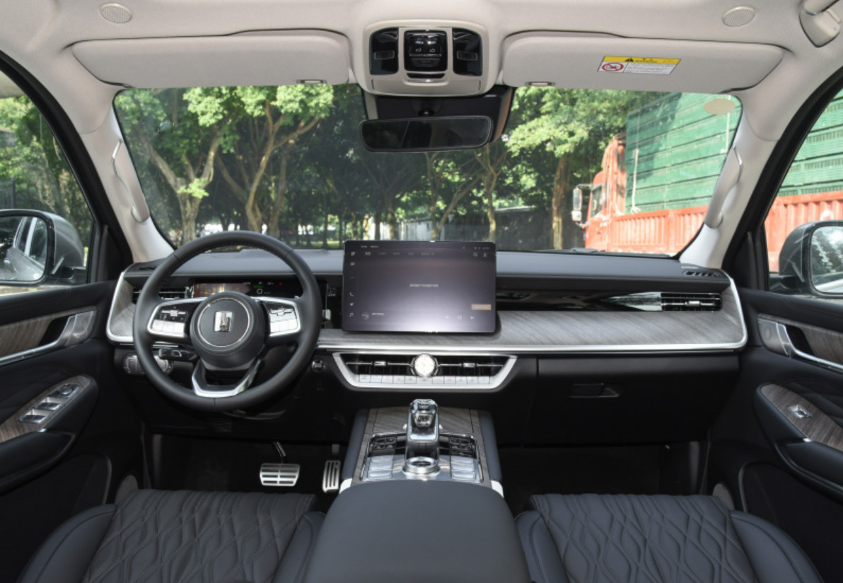TANK 500 2023 3.0T Sport Dengfeng Model Middle Large Size 5 Door 5 Seats SUV