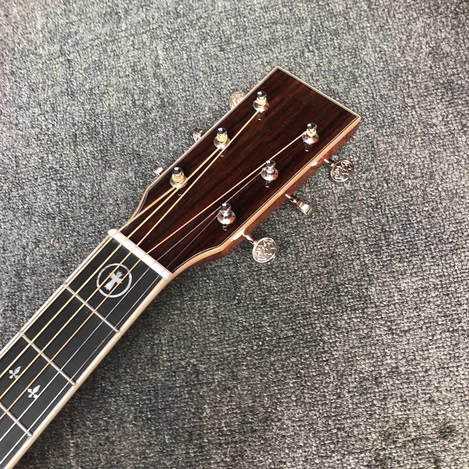 Custom 41 Inch J-45 Honduras Wood Acoustic Guitar, SOLID BACK SIDE