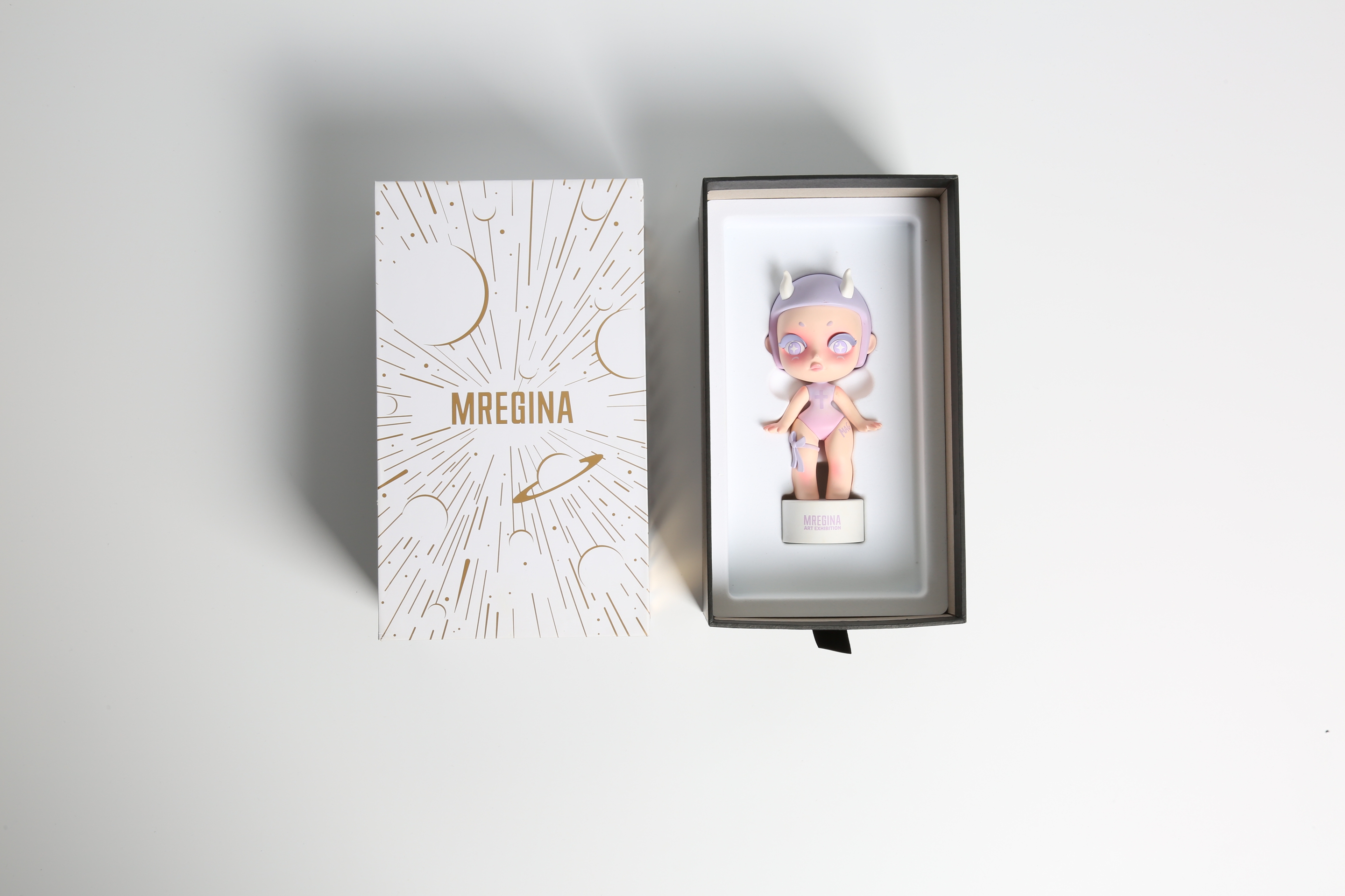 Upgrade Your Face Mask Packaging with Personalized Paperboard Blind Box Drawer Gift Box and Innovative Design