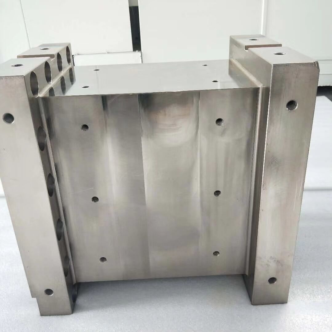 ABS Plastic Extruder Machine Parts , Extruder Barrel Material Excellent Machinability