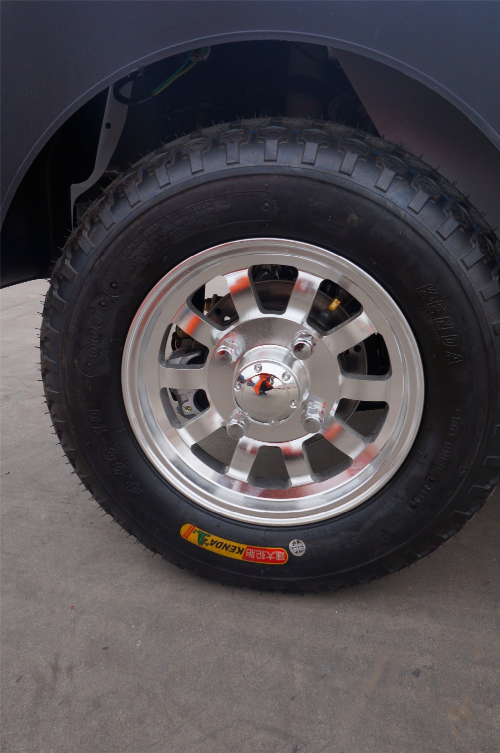 China BrandFor Sale Adult 3 WheelTrike DumpTruck TricycleTuk Tuk Taxi Passenger Tricycle Petrol Type