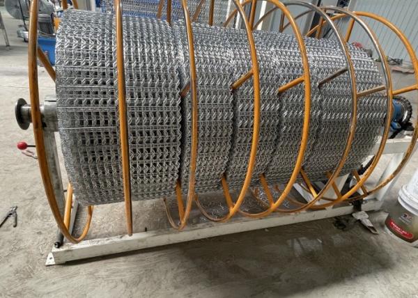 Cheap Hot Dipped Galvanized Marine Reinforcement Curved Line Welded Wire Mesh For Offshore Gas Pipeline for sale
