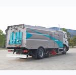 100 Km/H Mini Foton Vacuum Road Sweeper Truck For Thorough Cleaning 95Hp sweeper