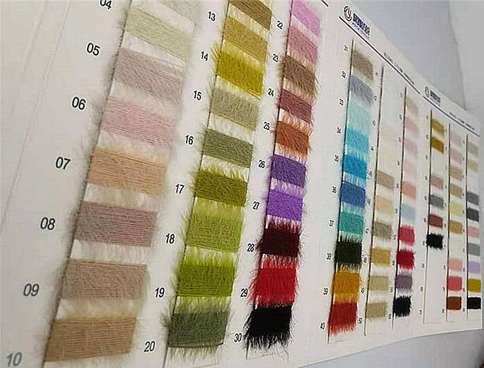 Feather Ping Pong Yarn 100% Nylon Yarn For Scarf Sweater Knitting