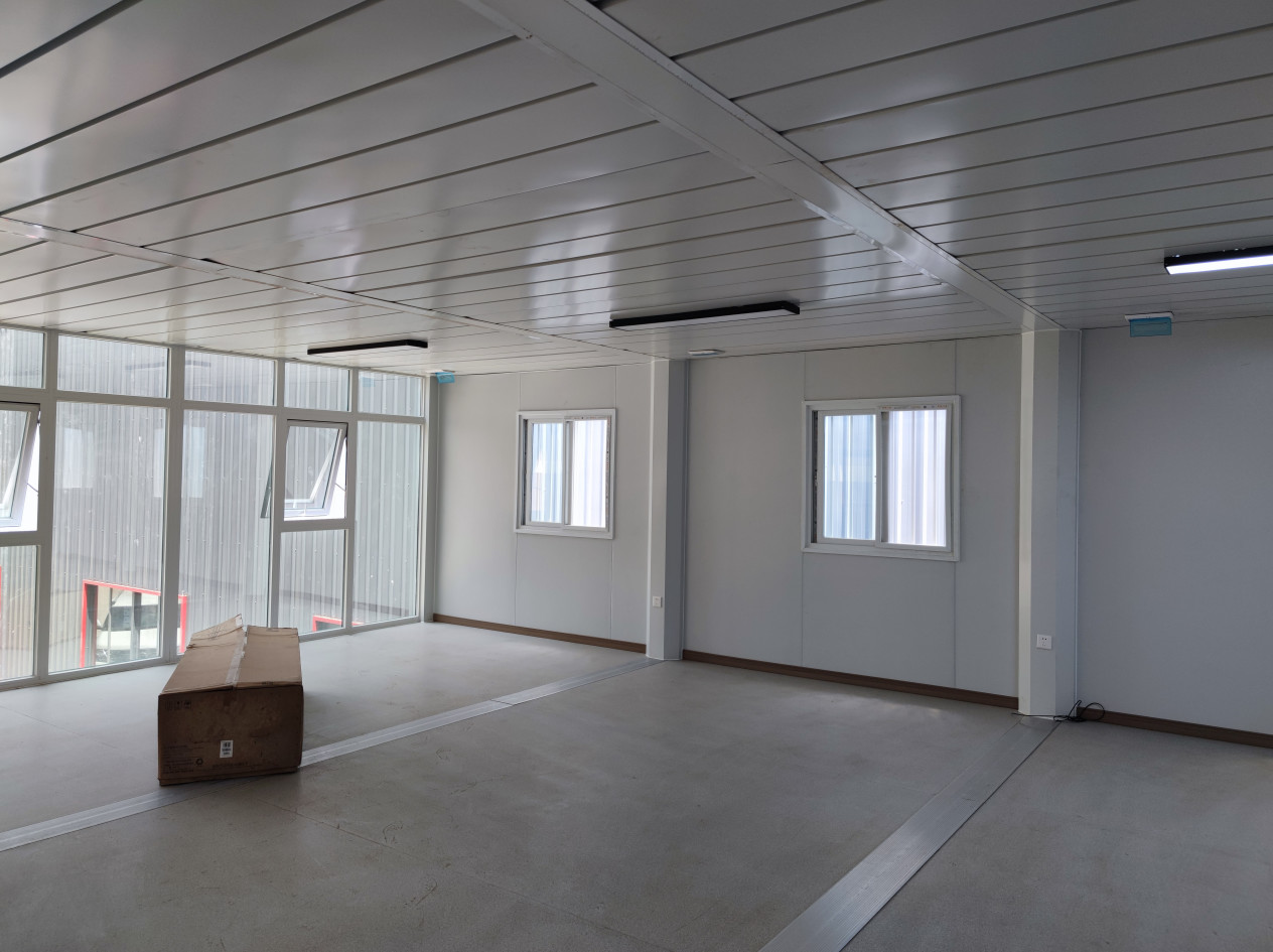 BOX SPACE Mineral Camp Container Dormitory Luxury Prefab Tiny 20 40 FT Modular Container Home Portable Site Office