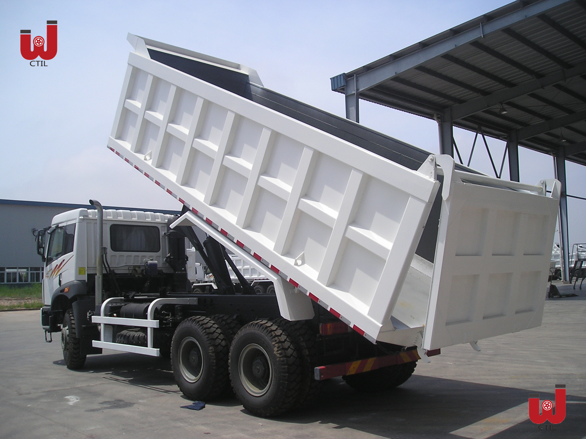 Dumper truck