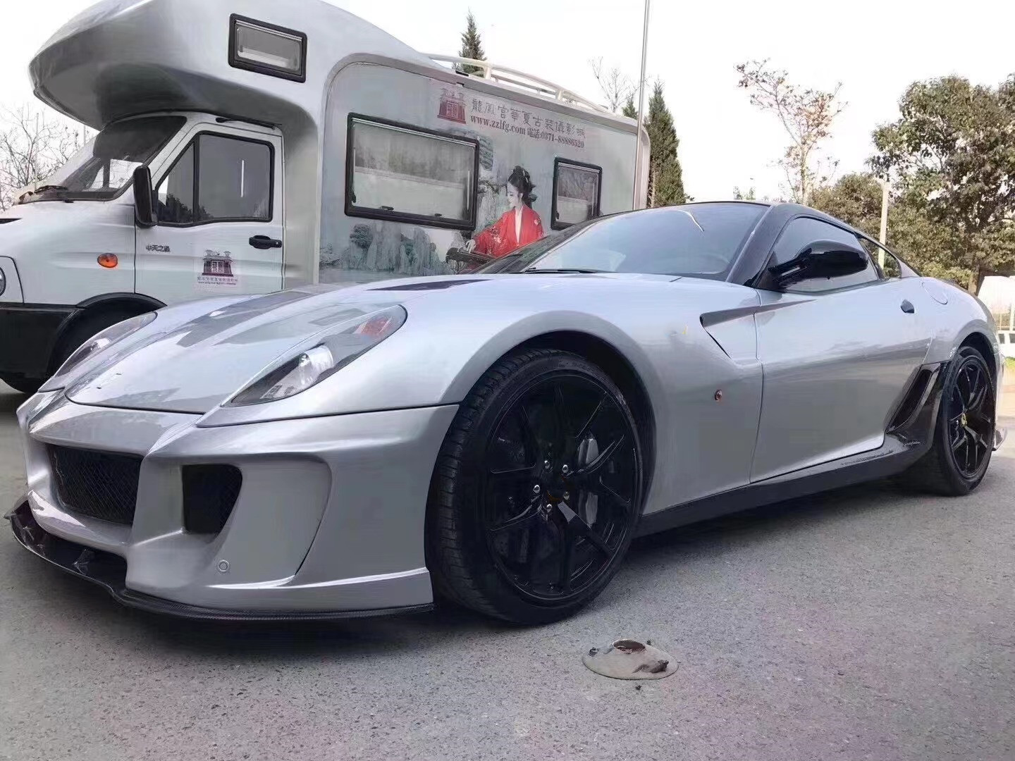 For Ferrari 599 Body Kit 599 Upgraded VORS Style Front and Rear Bumper Side Skirt Spoiler Carbon Fiber Body Kit
