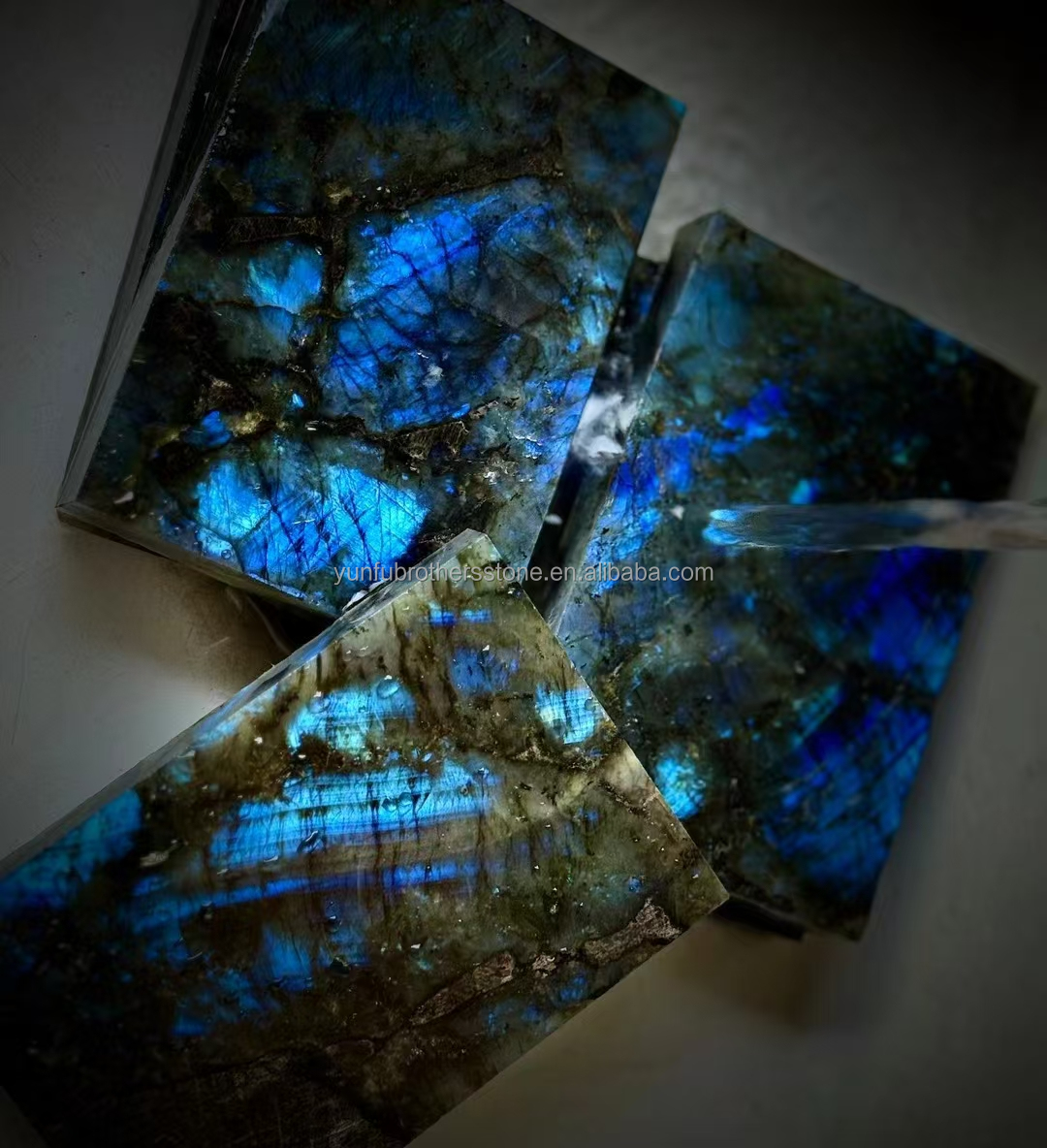 Big Slab Polished Shinning Labradorite Blue Granite Countertop and Island Table Design