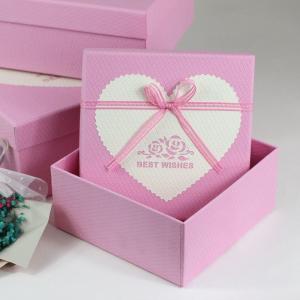Quality Stylish Christmas Gift Box Packaging Matte Cardboard Paper Carton Packaging wholesale