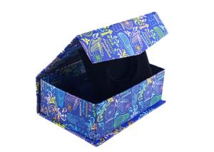 Quality Navy Blue Square Magnetic Gift Box , Foldable Paper Boxes With Bowtie wholesale