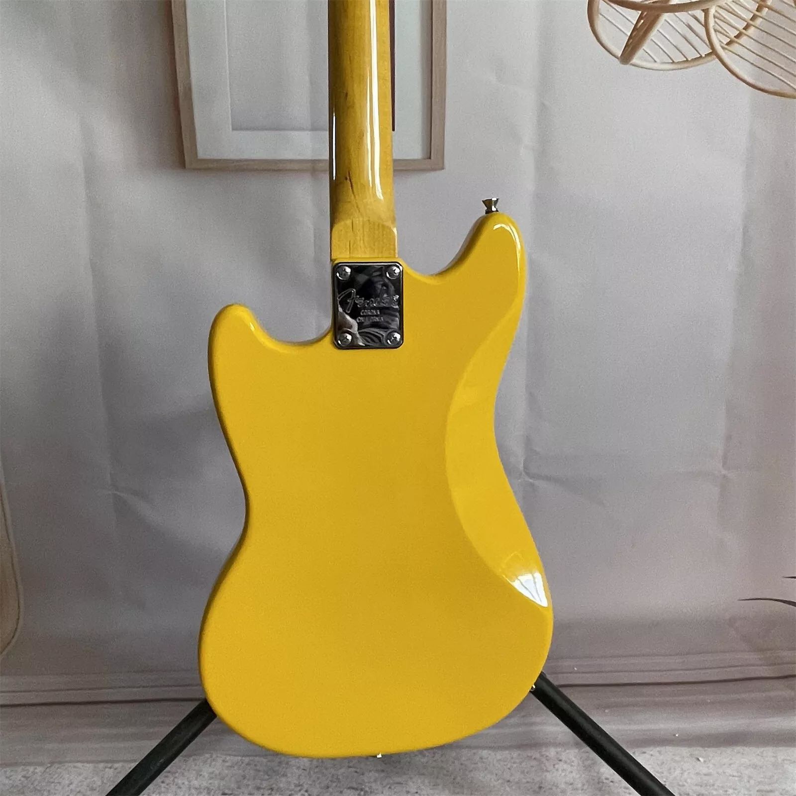 Custom Fender Mustang Vintera II '70S Competition Mustang Electric Guitar SS Pickup Dot Inlay