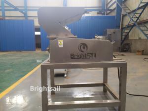 Quality 0.5 To 20mm Powder Crusher Machine Small Granules Making Licorice wholesale