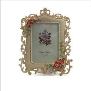 Quality Rose Flowers Polyresin Standing 6inch Picture Photo Frame wholesale