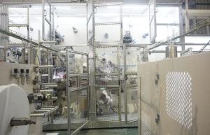 Quality Mitsubishi System 380V 50HZ 320mm Sanitary Napkin Machine wholesale